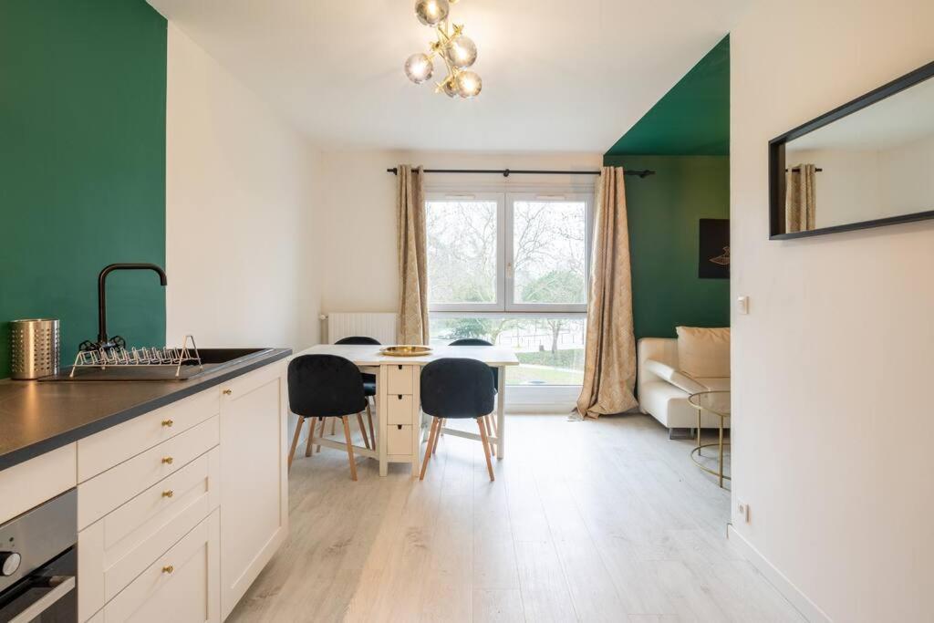 Appartement Cosy Art Deco/ Proche Centre-Ville น็องต์ ภายนอก รูปภาพ