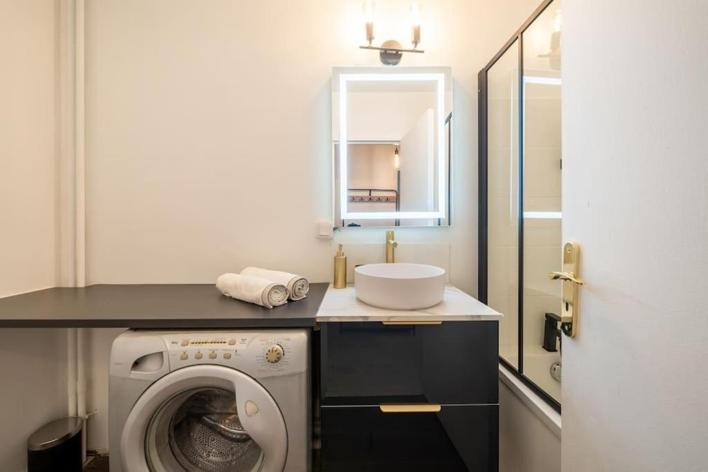 Appartement Cosy Art Deco/ Proche Centre-Ville น็องต์ ภายนอก รูปภาพ